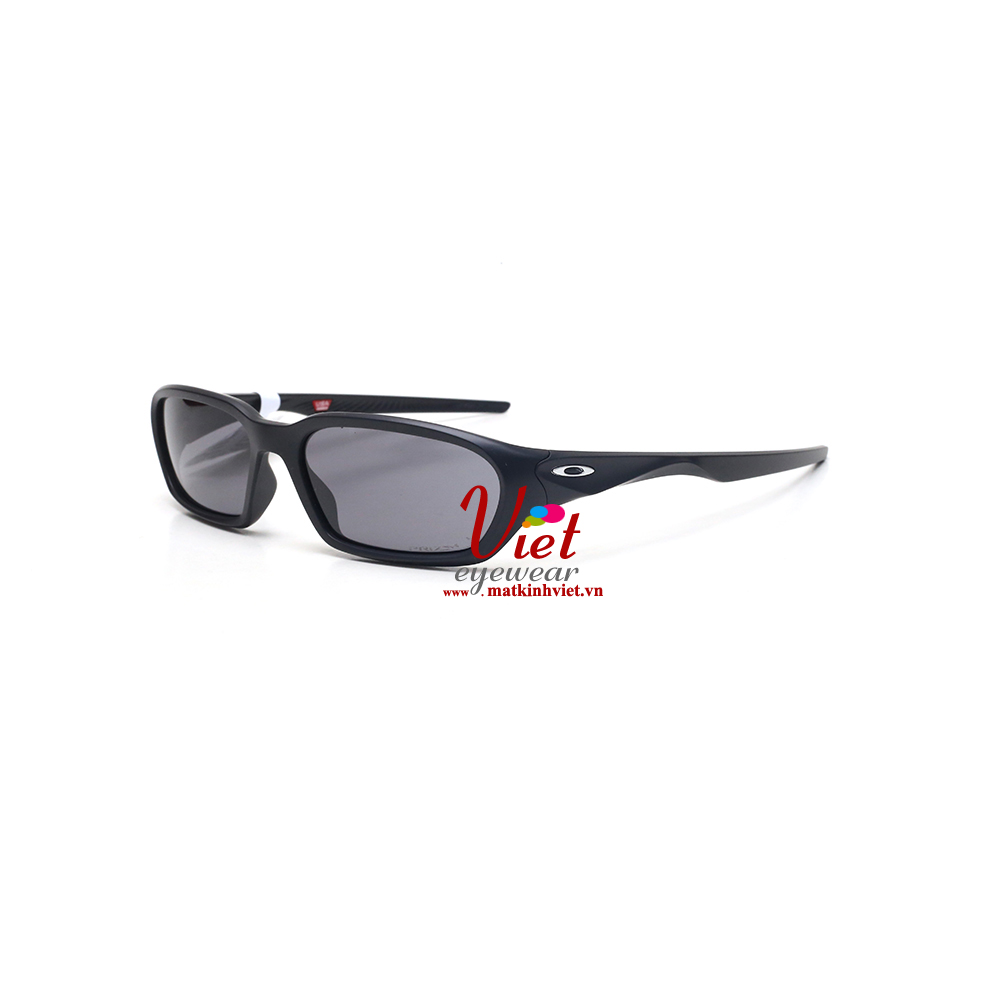 Kính mát Oakley OO9530 01